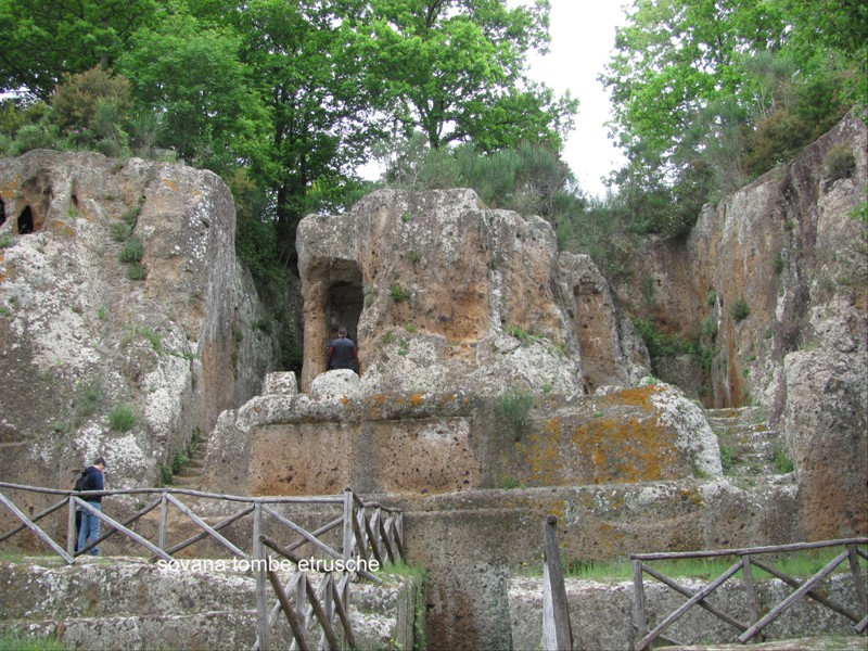 sovana tombe etrusche